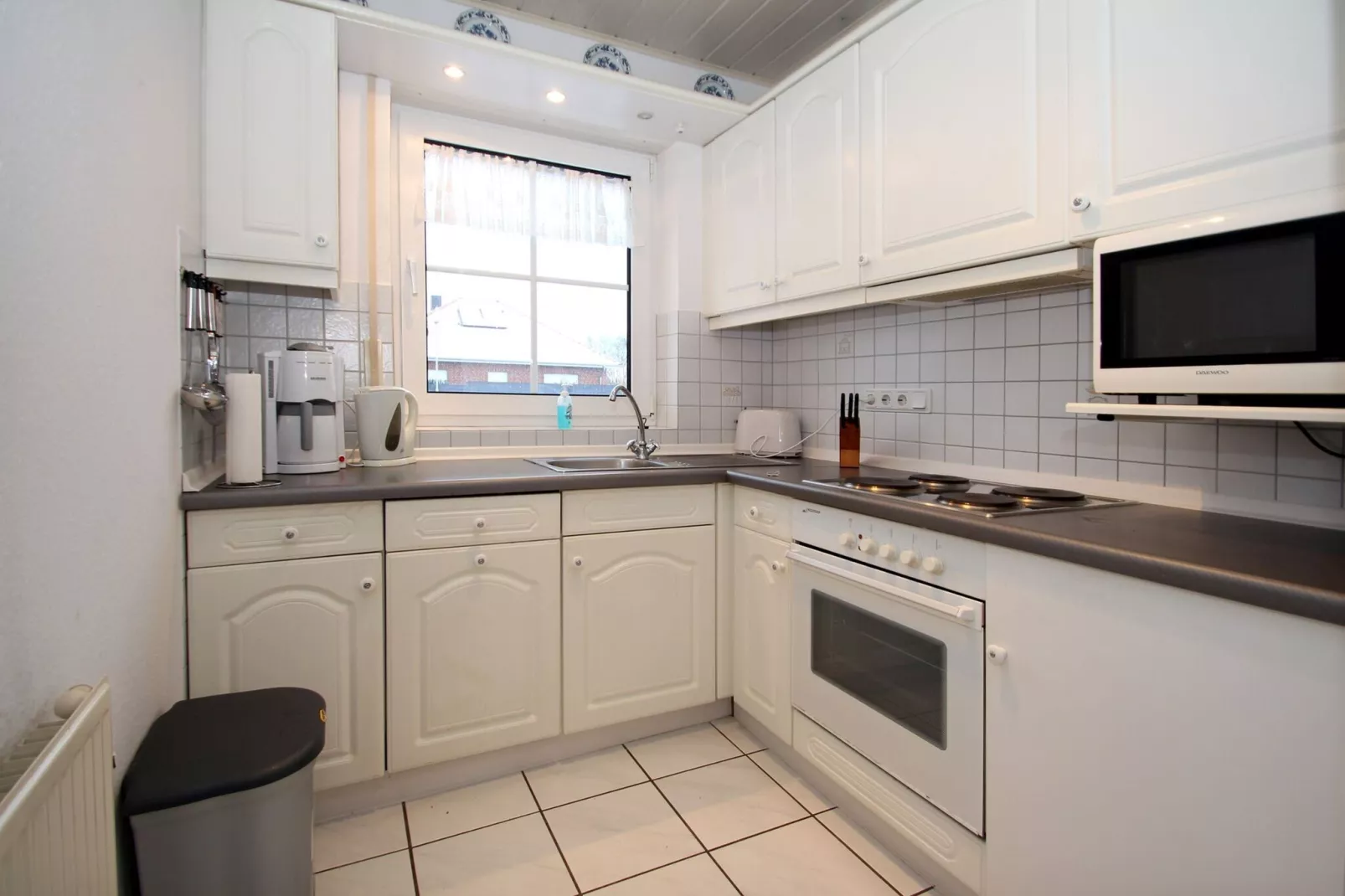 Doppelhaushälfte Friesenglück Neßmersiel-Kitchen