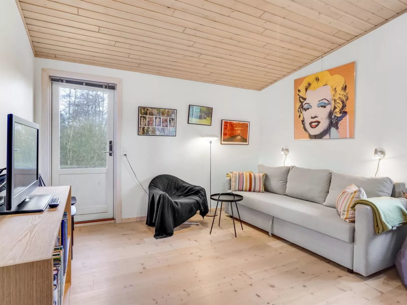 "Bassi" - 650m from the sea-Drinnen