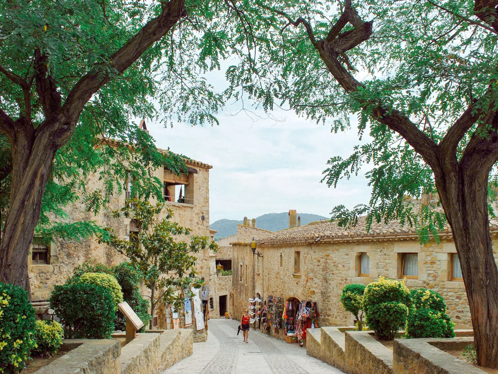 Port Pals with garden terrace-Area