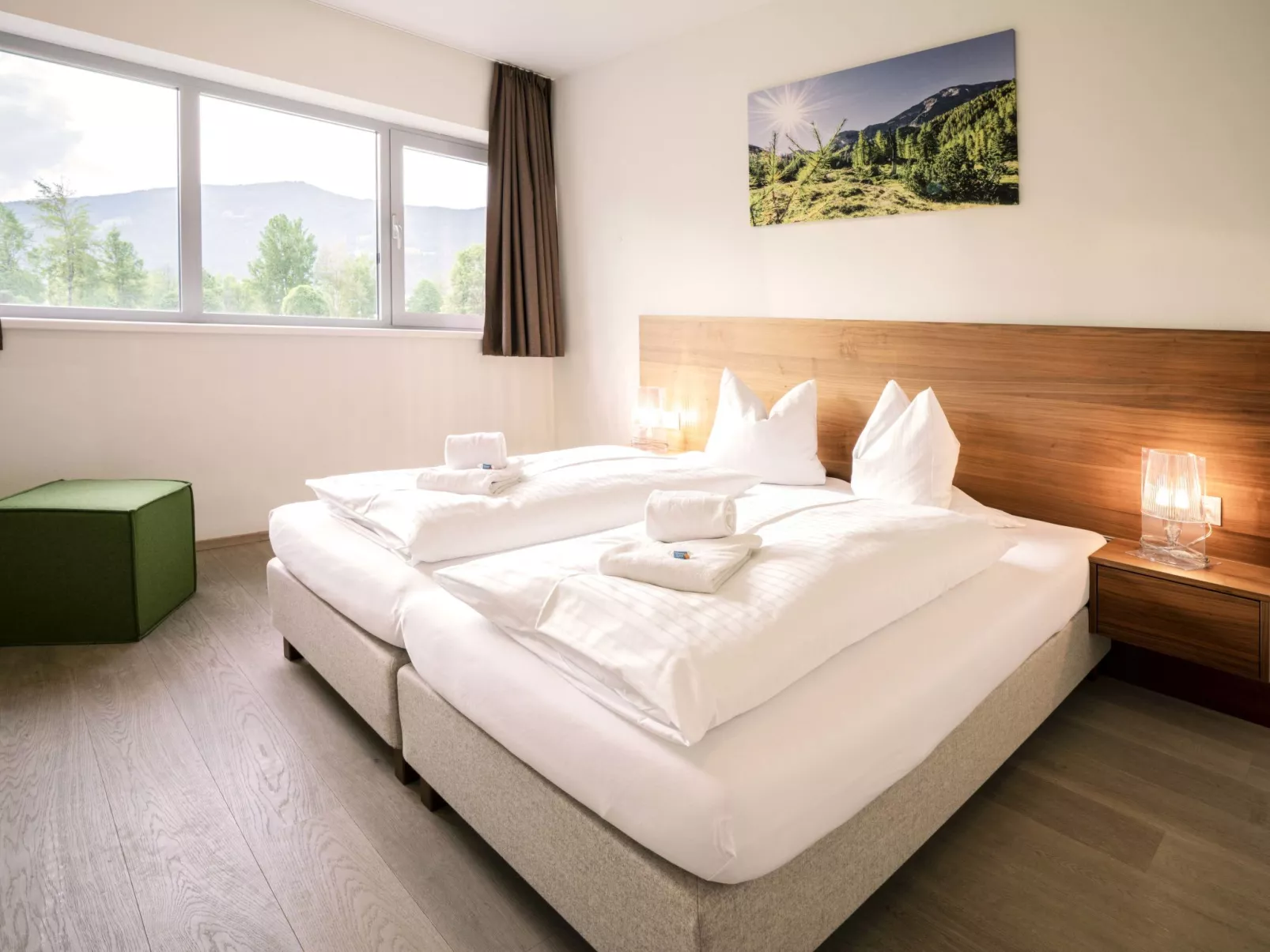 Superior mit 2 Schlafzimmer & Pool-Inside