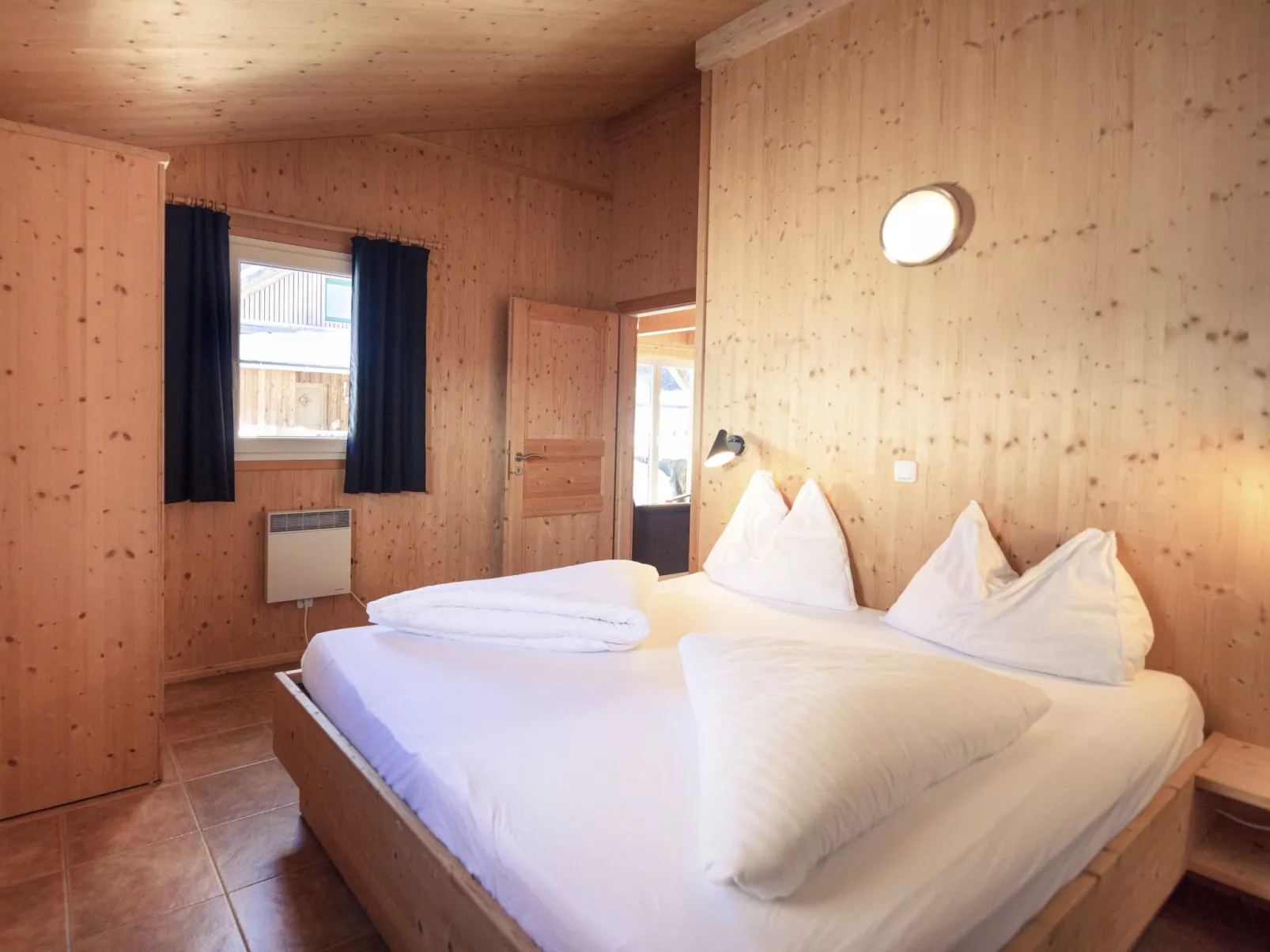 Premium #14 mit IR-Sauna-Inside