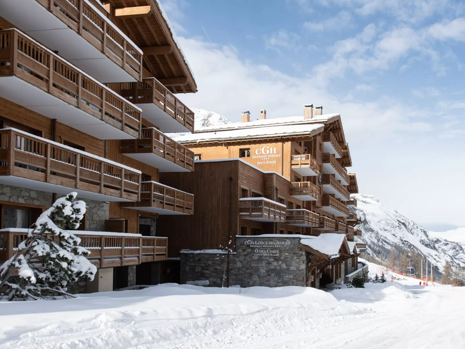 Le Lodge des Neiges-Outside