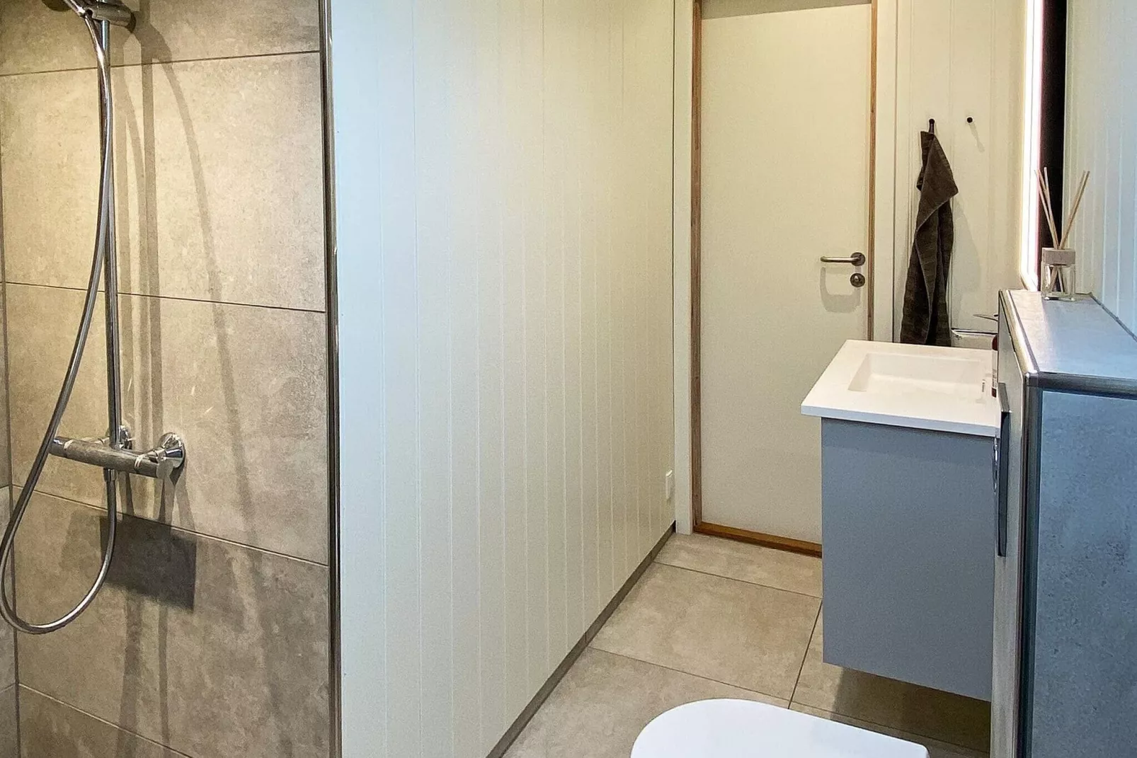 6 person holiday home in Oksbøl-Indoor