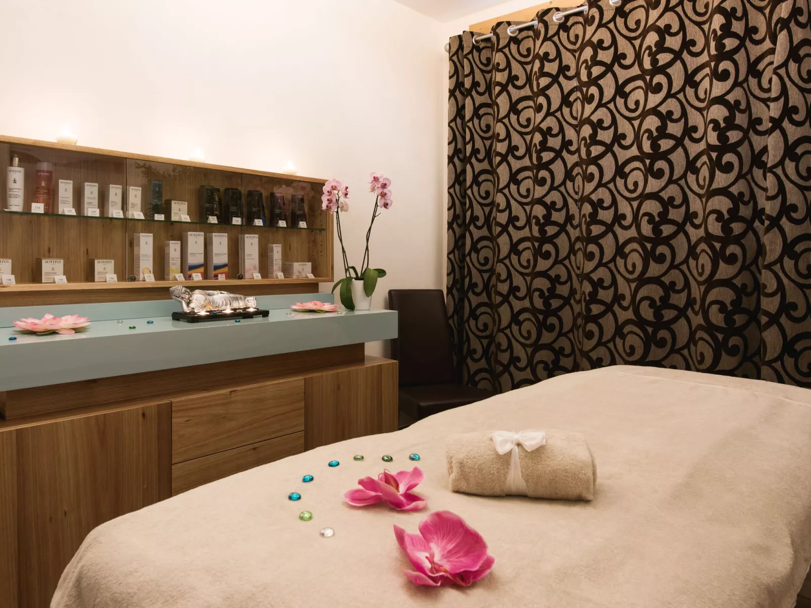 CGH Résidence & Spa La Napoléon-Inside