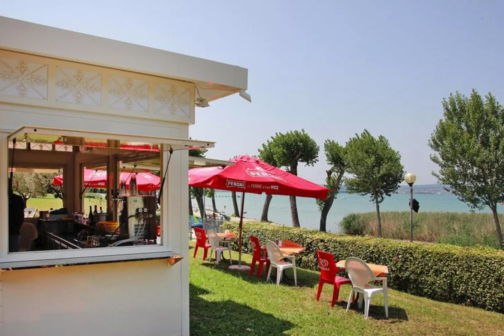 Mobile Homes The Garda Village, Sirmione-Maxi Caravan-Exterior summer