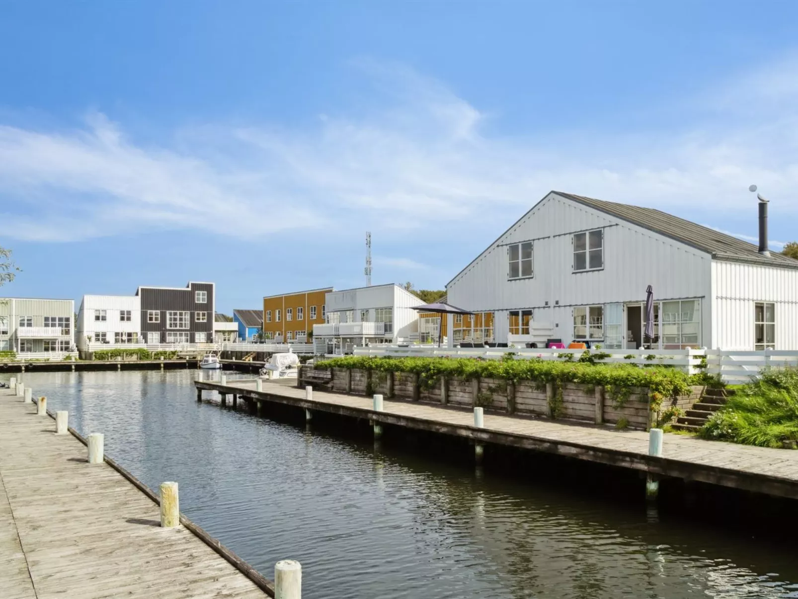 "Annlis" - 5m from the sea-Draußen