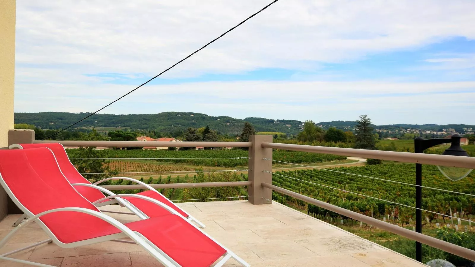 Les Poujols 6 Pers-Aussicht Sommer