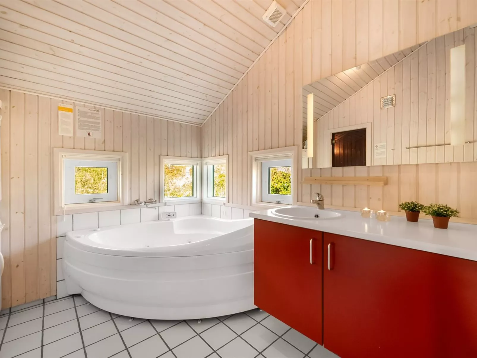 "Emelie" - 200m from the sea-Inside