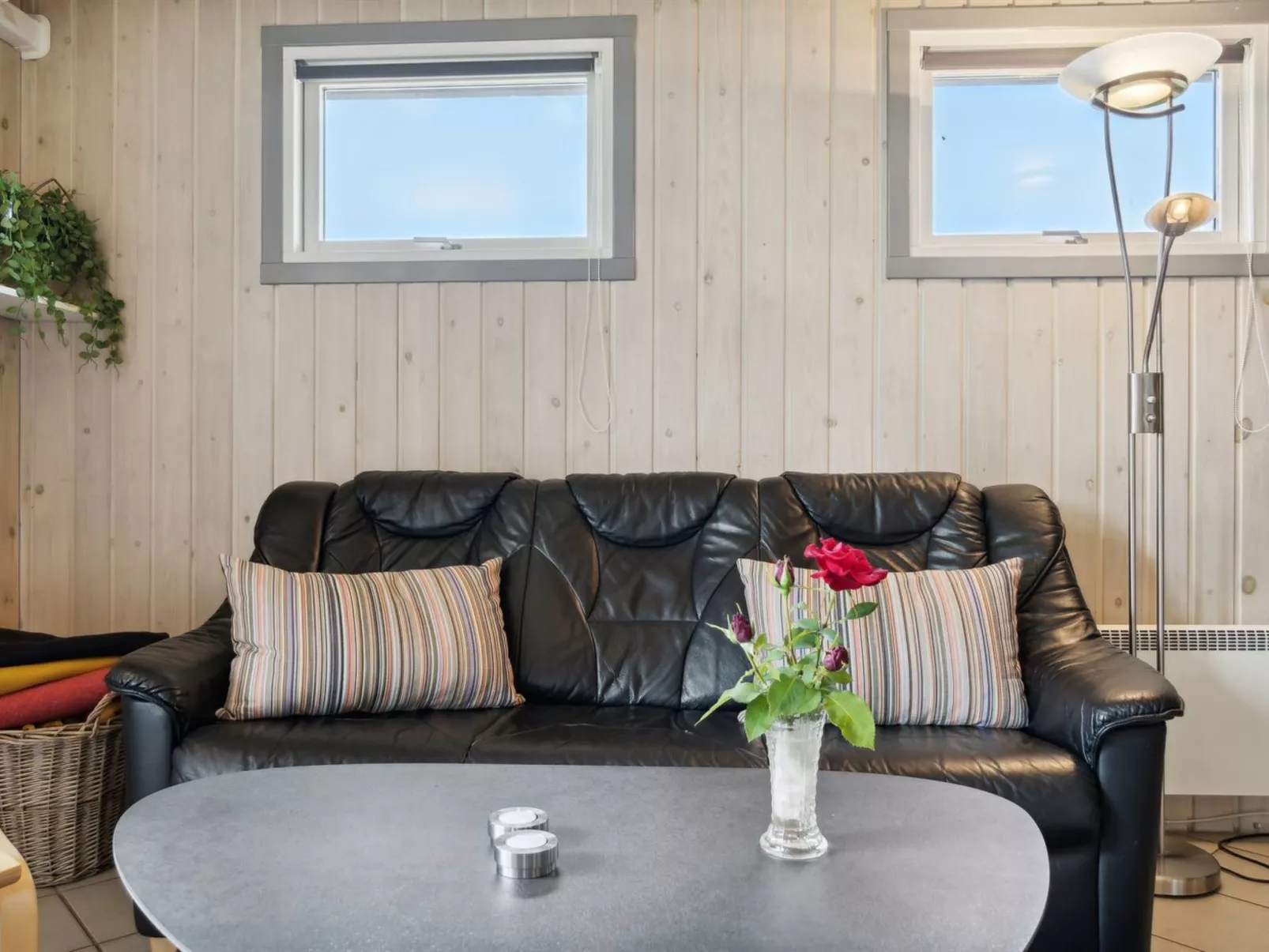 "Erlinda" - 3.1km from the sea-Inside