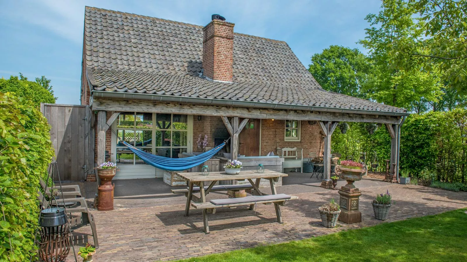 Meidoornhoeve-Exterior summer