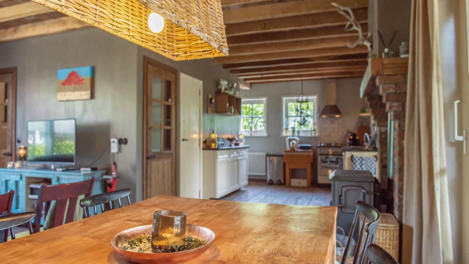 Meidoornhoeve-Dining room