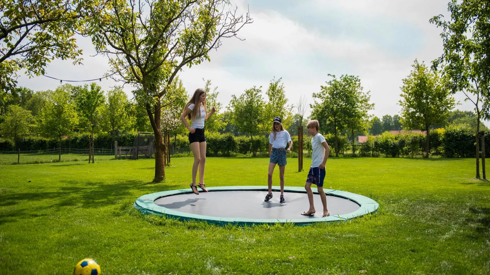 Meidoornhoeve-Facilities