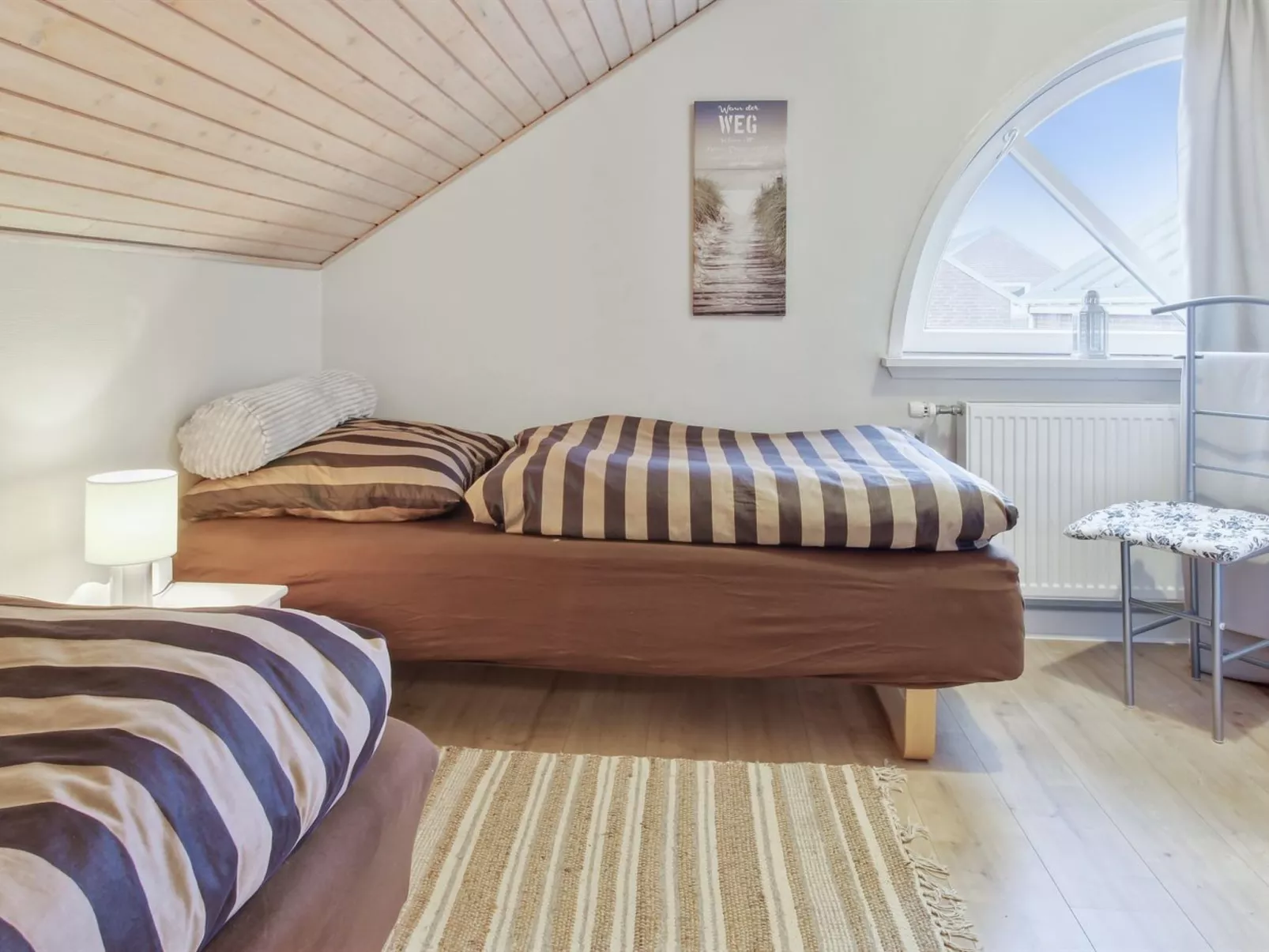 "Aappo" - 2.3km from the sea-Inside