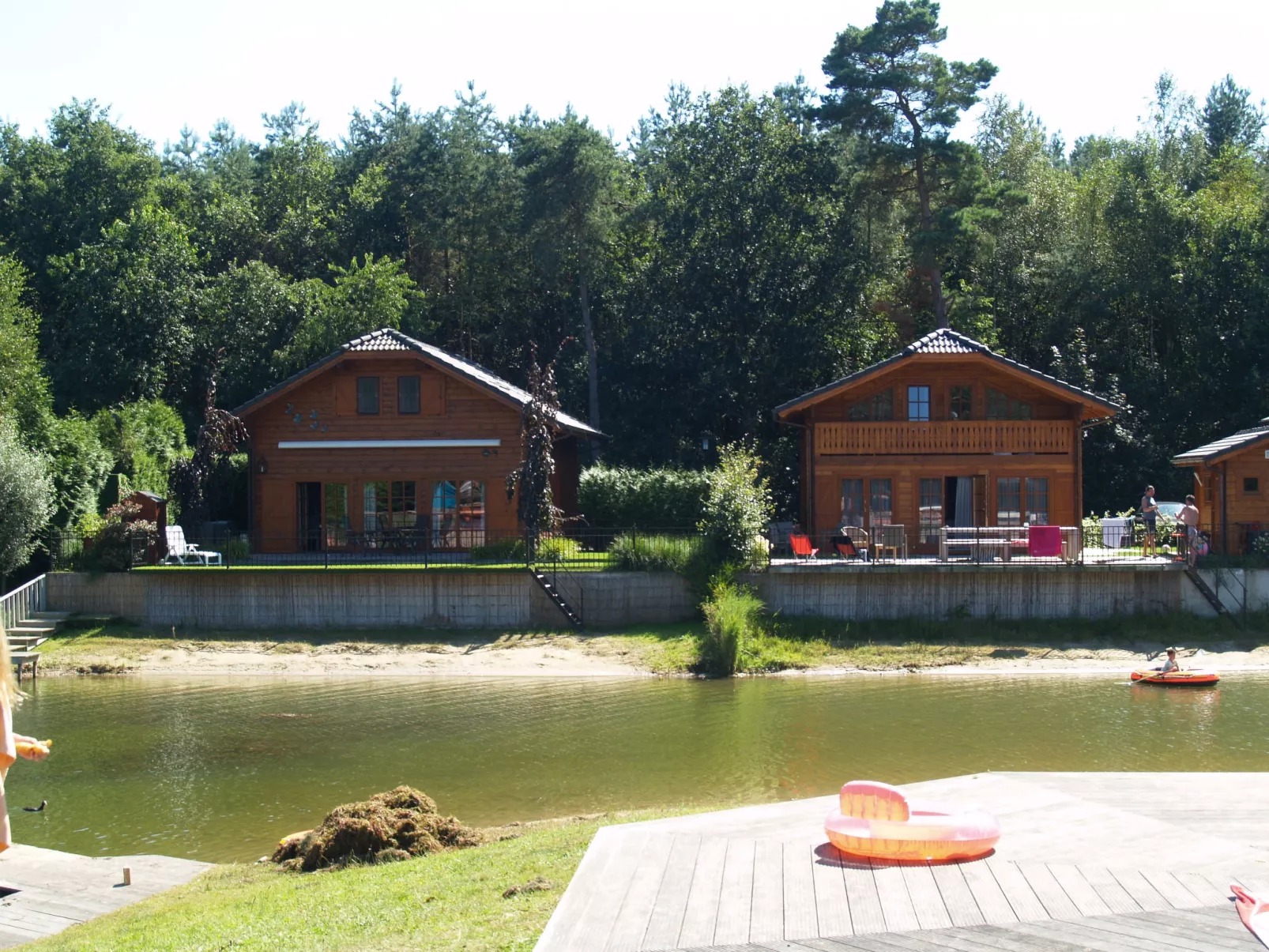 L-Pavilion 6-Outside