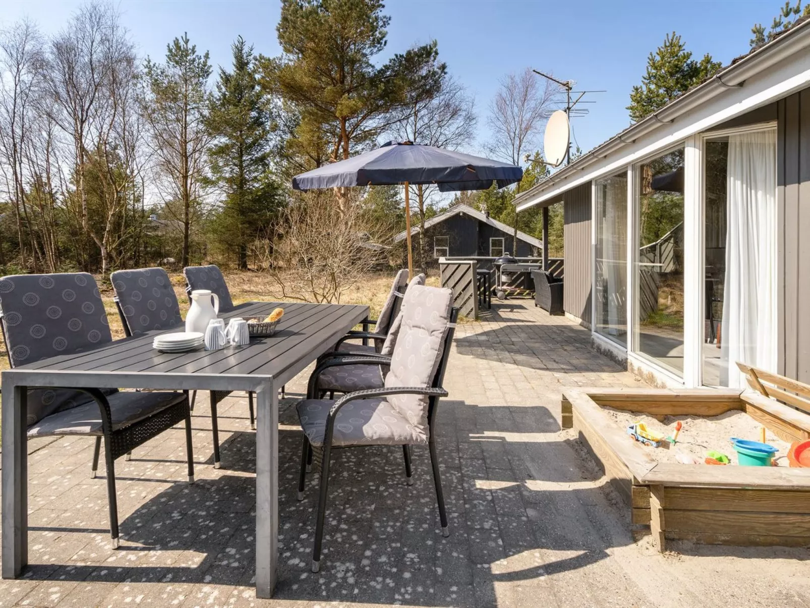 "Sighbiorn" - 950m from the sea-Outside