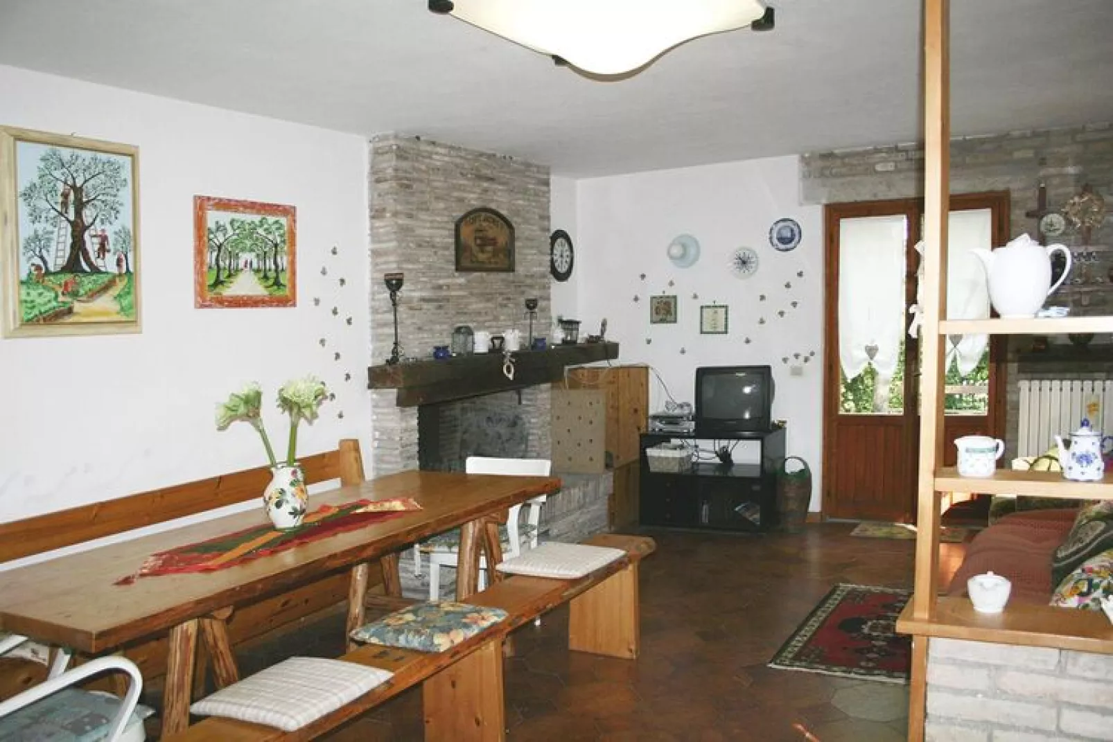 Ferienhaus Fiorenzuola Acacie Montemaggiore con piscina privata-Living room