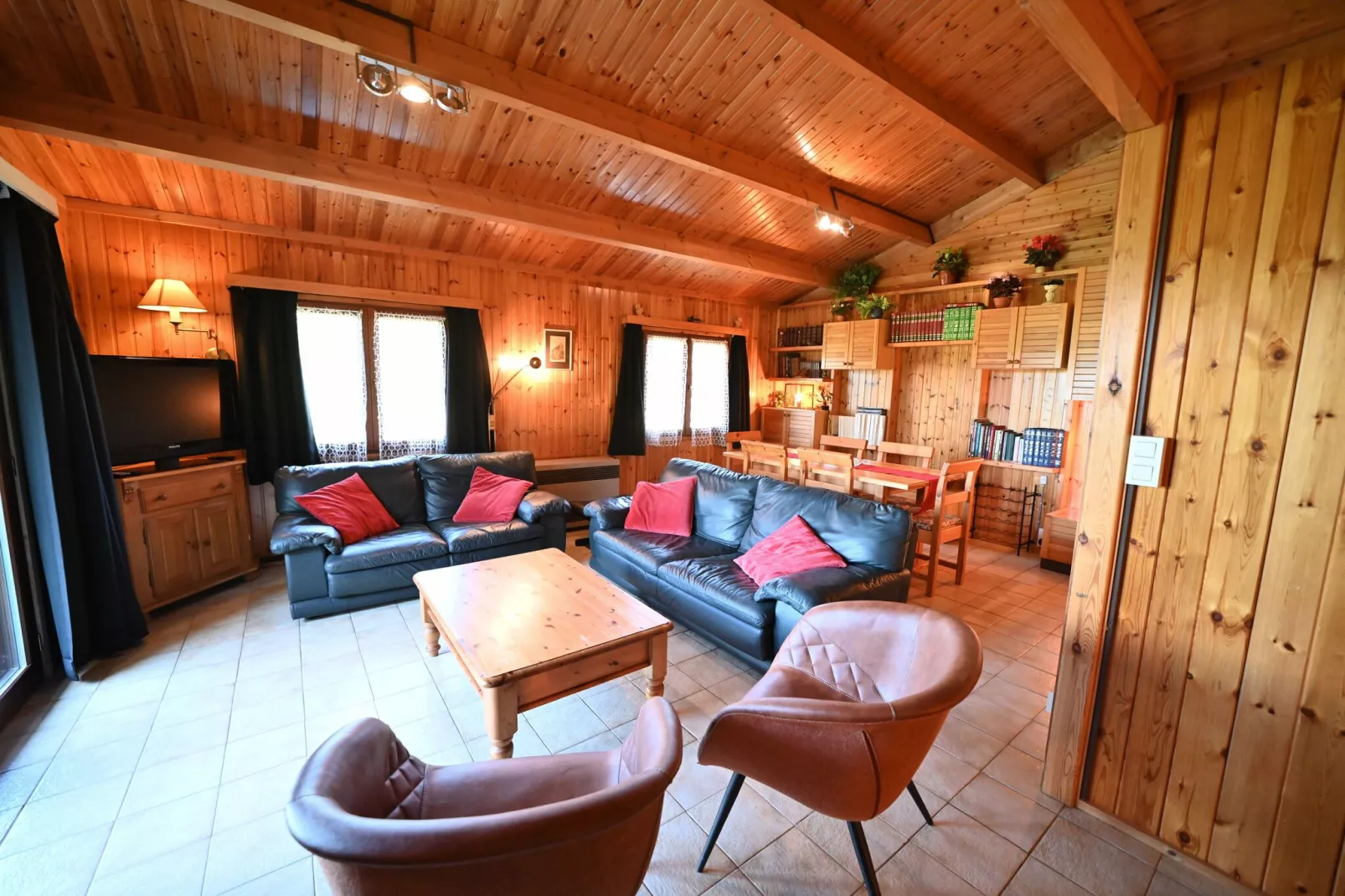 River View-Living room