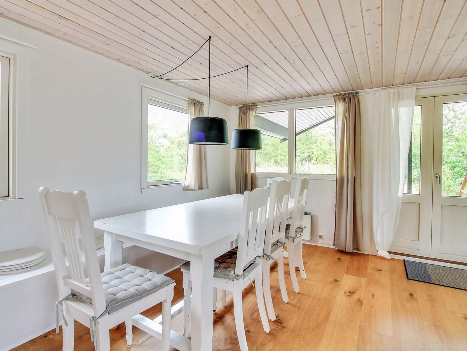 "Aleko" - 2.5km from the sea-Drinnen
