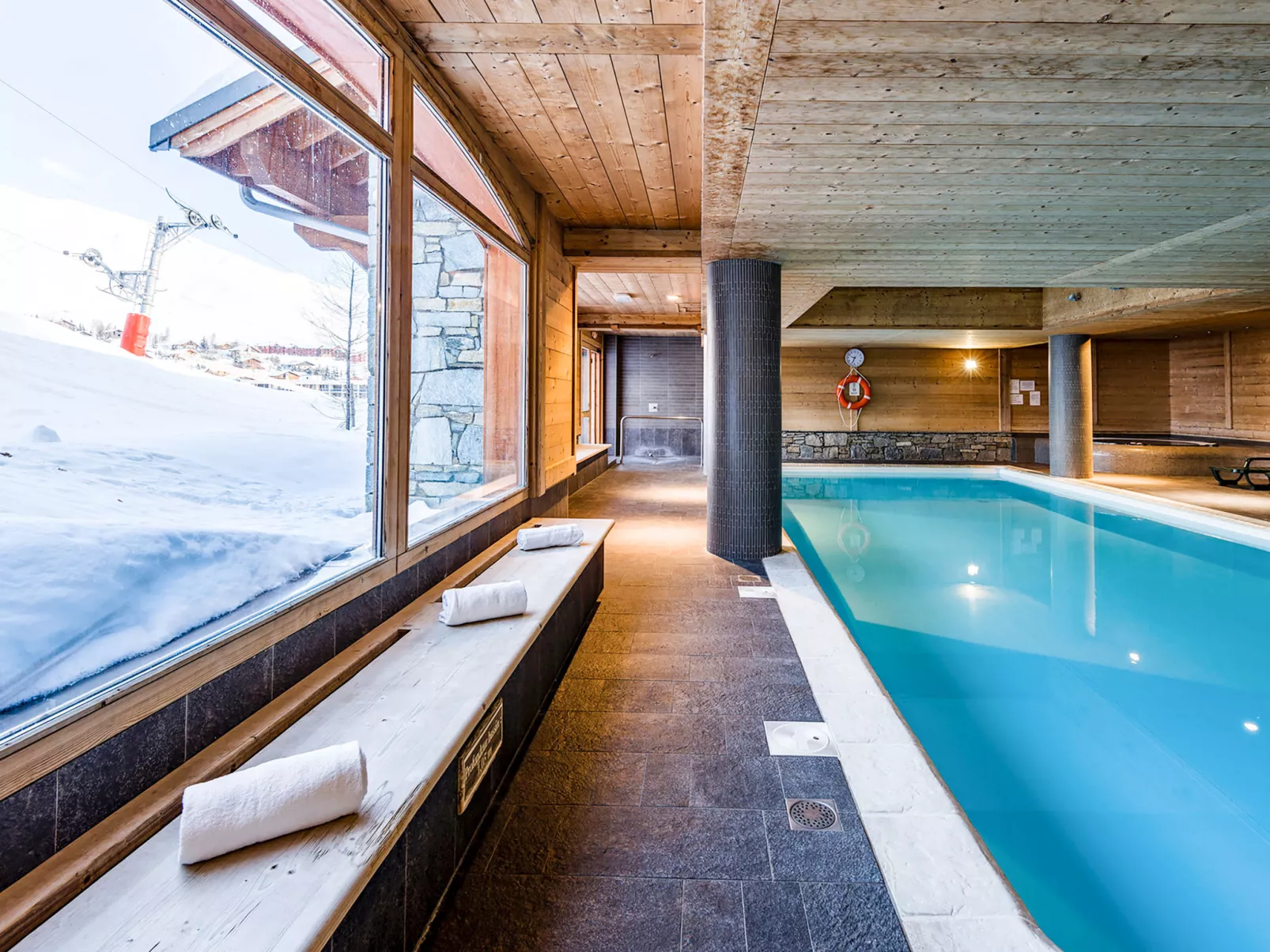 Les Hauts de Comborciere-Inside