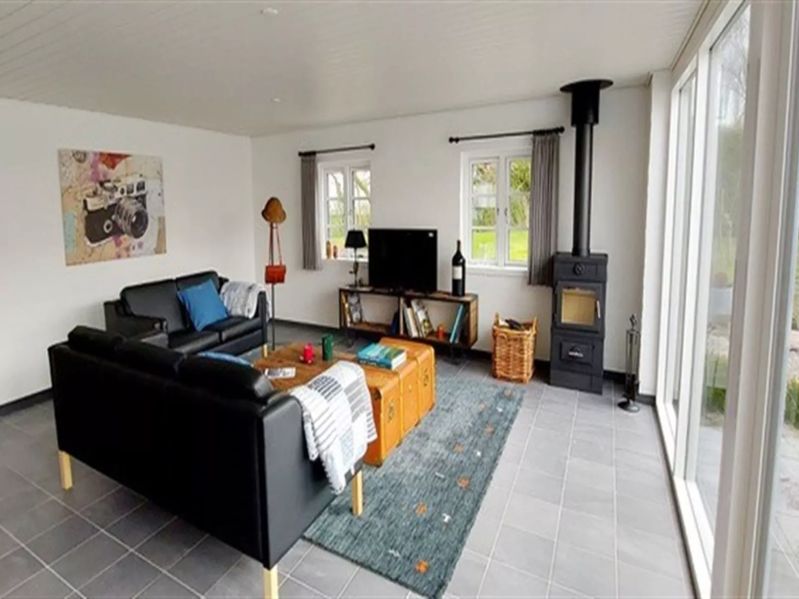 "Filimena" - 1km from the sea-Inside