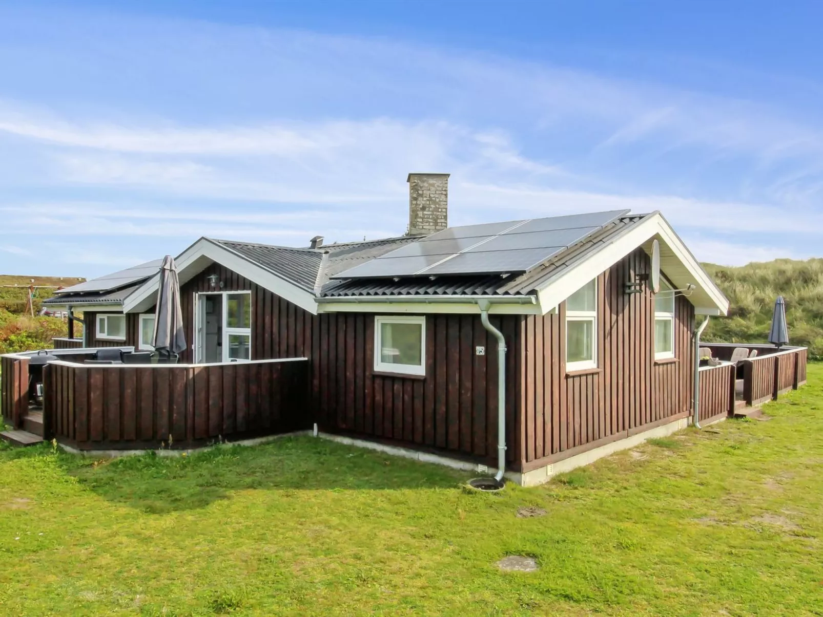 "Larisa" - 250m from the sea-Outside