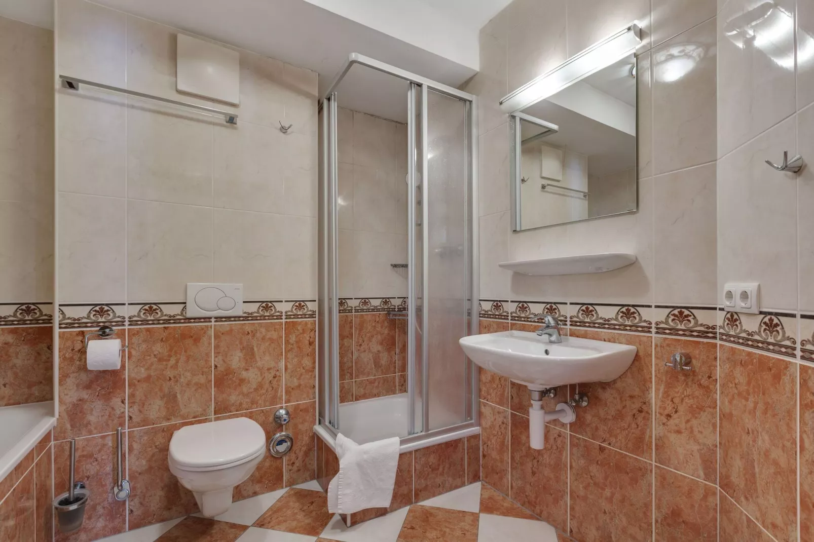 Chalet Apartment Mittenwald Top 2-Bathroom
