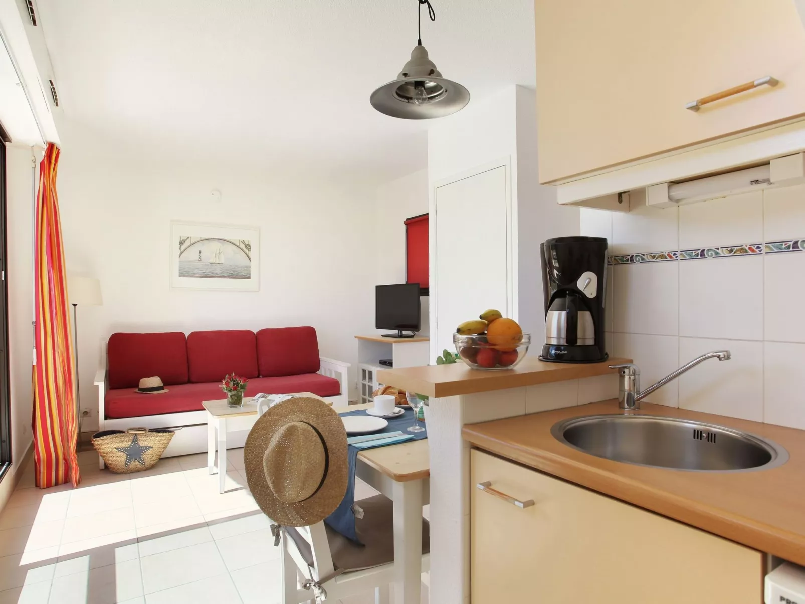Saint Loup-Inside