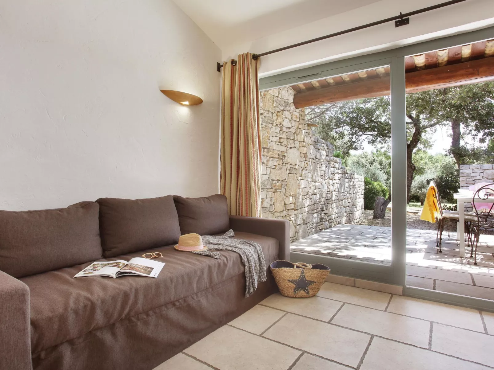 La Bastide des Chênes-Inside