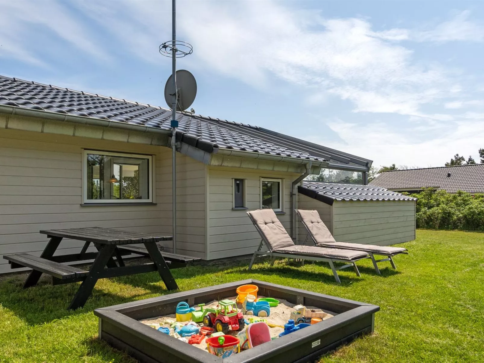 "Thove" - 600m from the sea-Outside