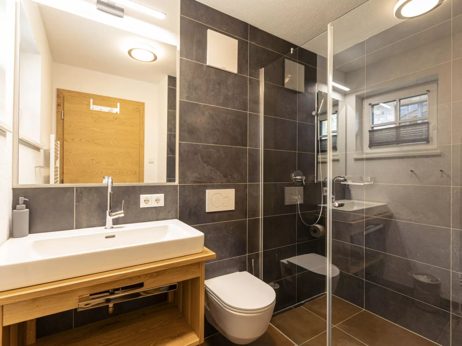 Premium # 1B mit Sauna-Inside