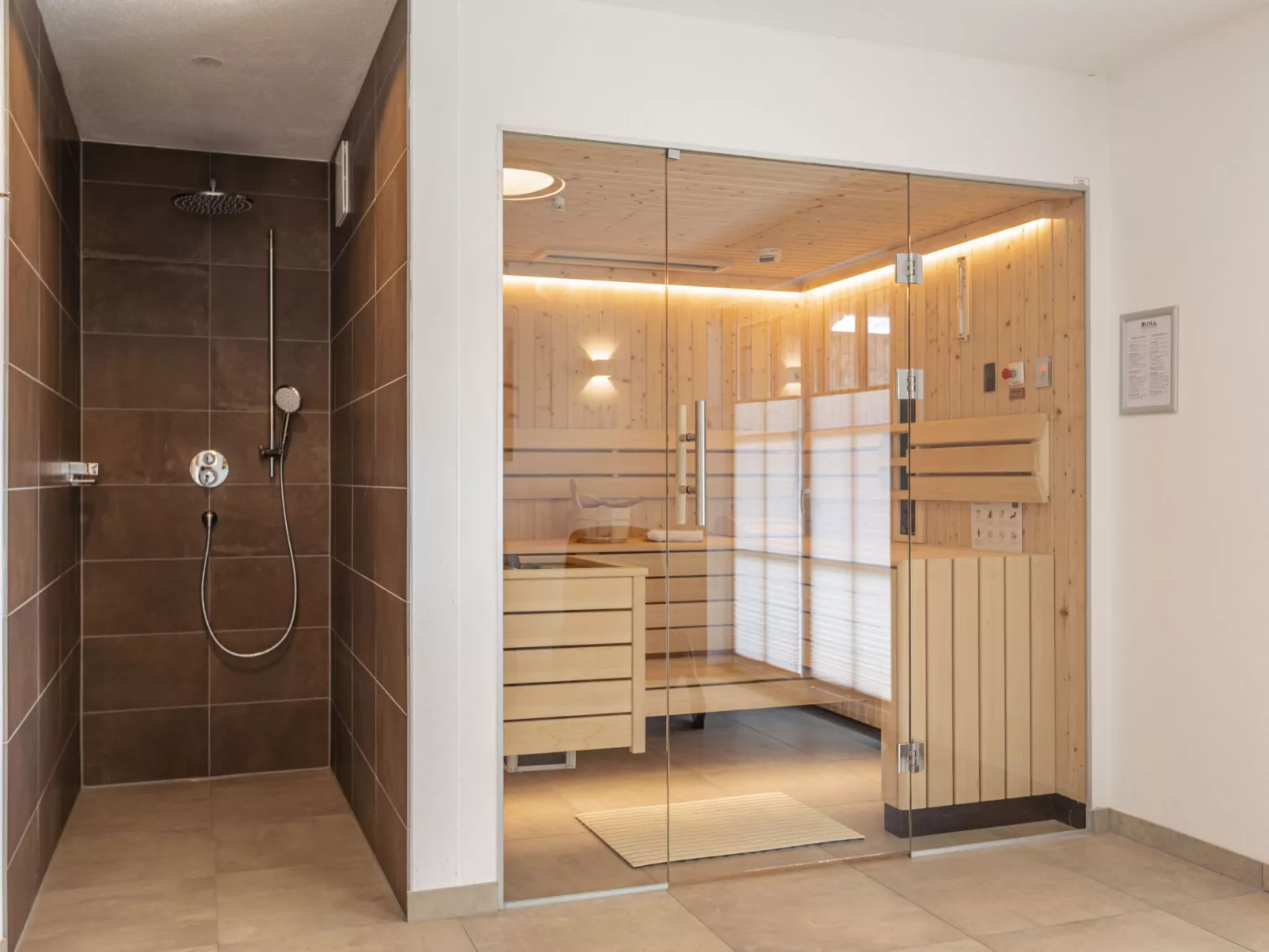 Superior # 2B mit Sauna-Inside