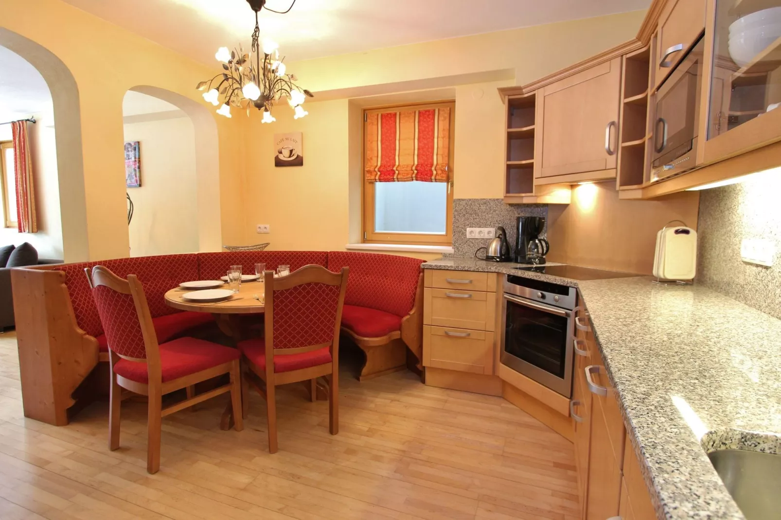 Chalet Apartment Mittenwald XL-Dining room