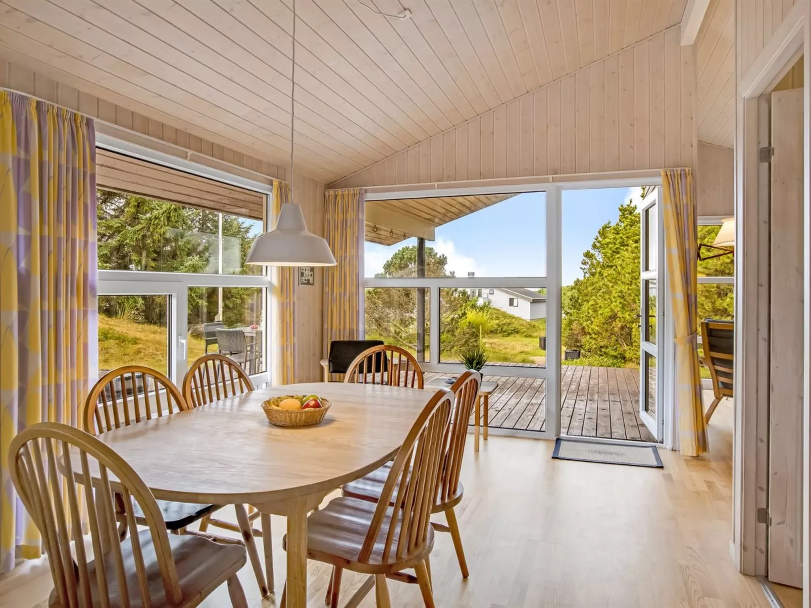 "Tineke" - 800m from the sea-Inside