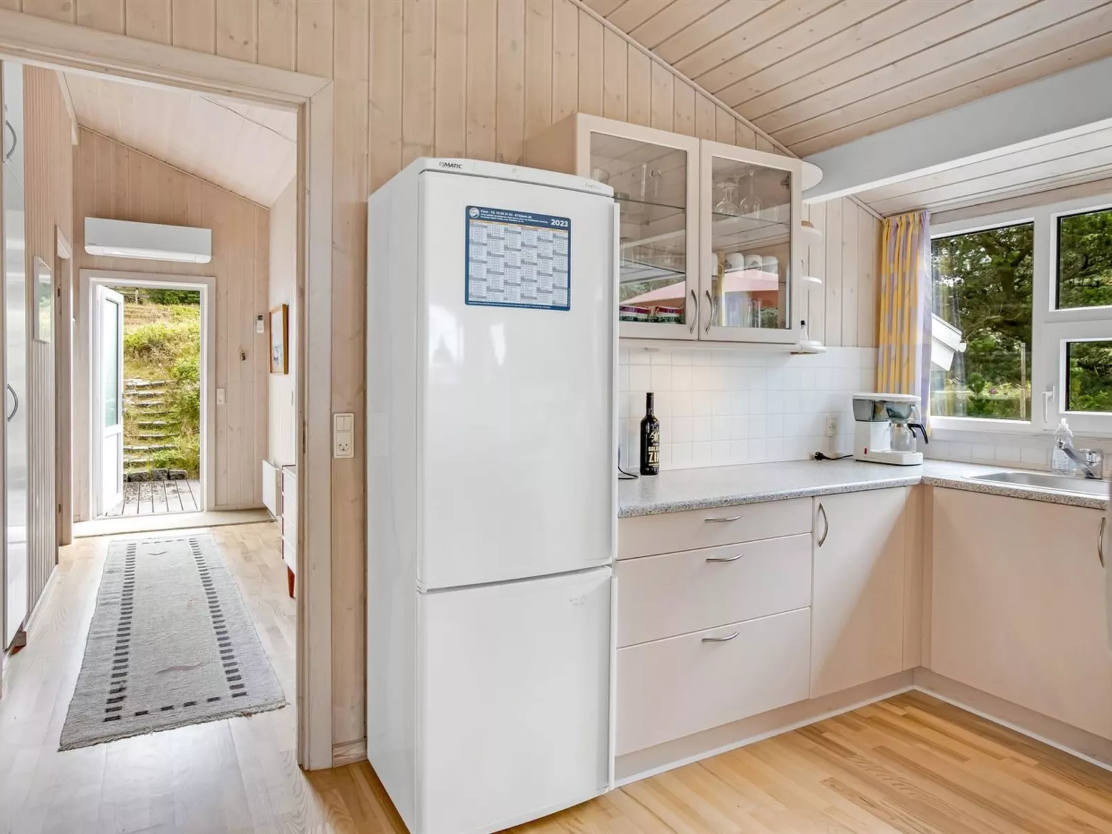 "Tineke" - 800m from the sea-Inside