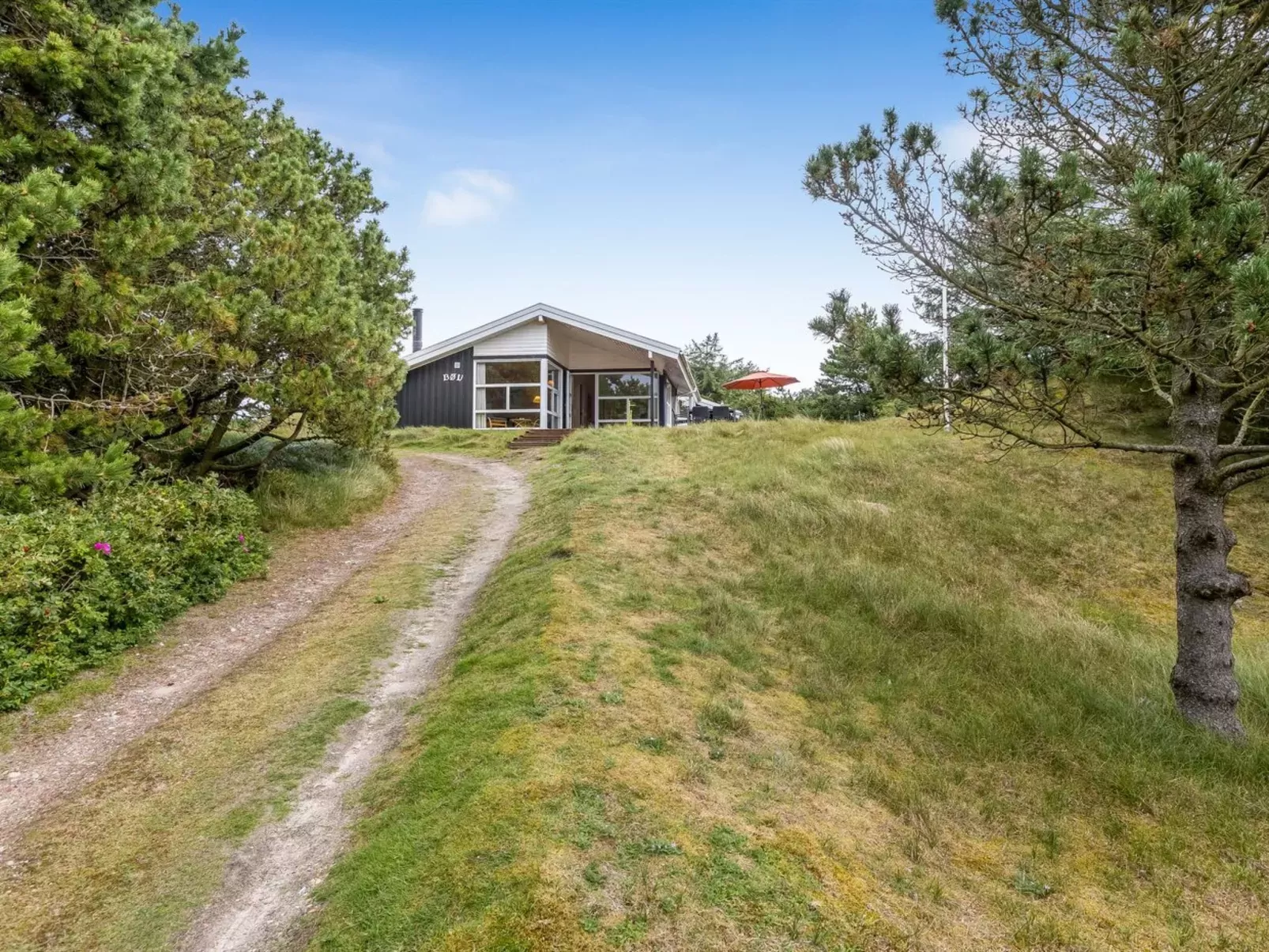 "Tineke" - 800m from the sea-Outside