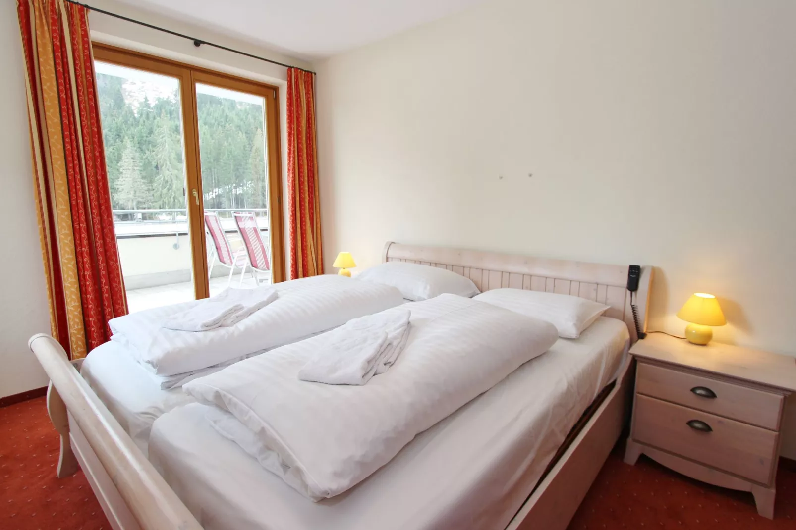 Chalet Apartment Mittenwald XL-Bedroom