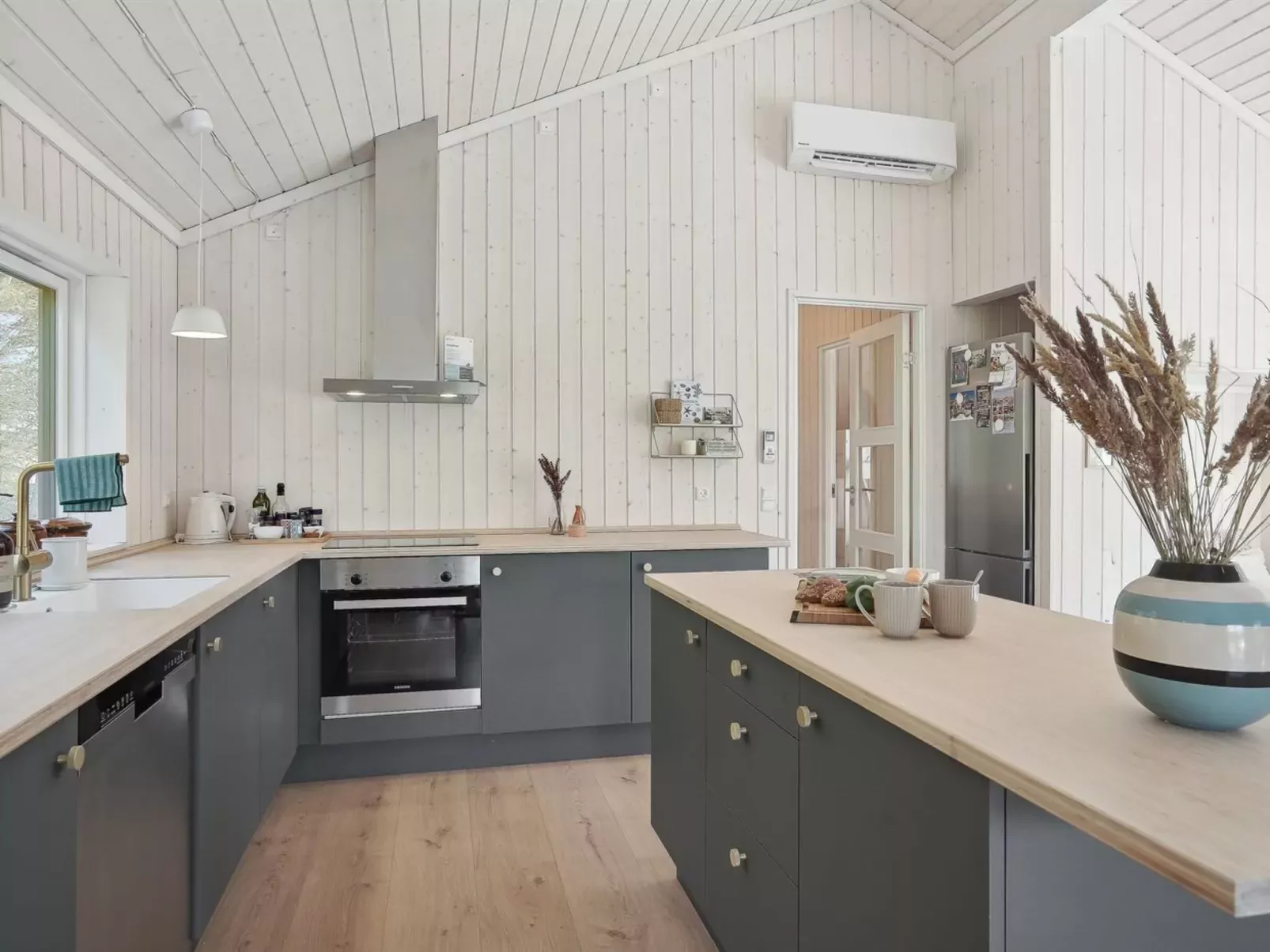 "Erke" - 500m from the sea-Inside