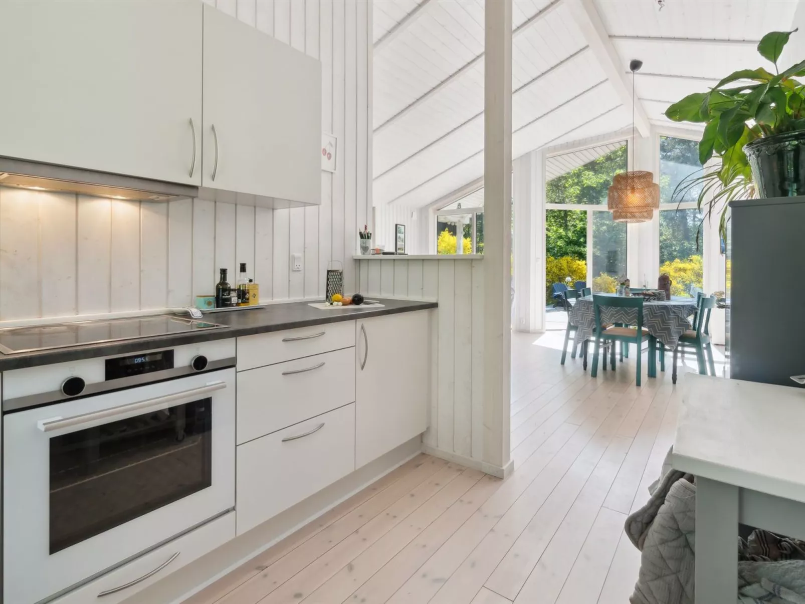 "Arkil" - 150m from the sea-Dedans