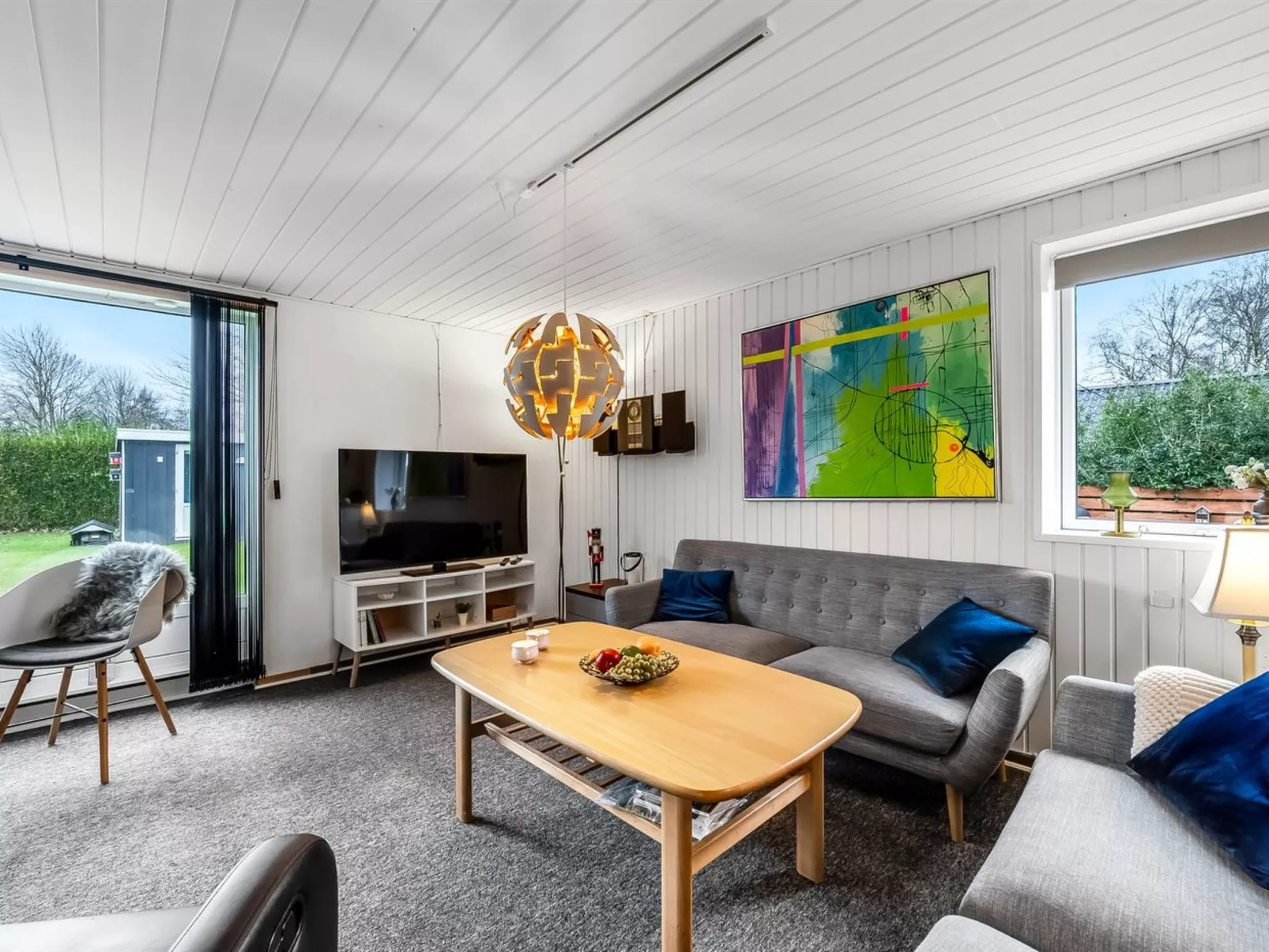"Kjartan" - 32m to the inlet-Inside