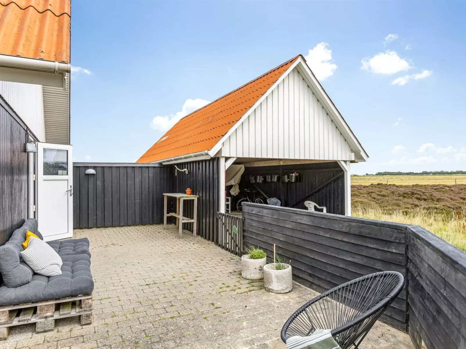 "Teda" - 2km from the sea-Draußen