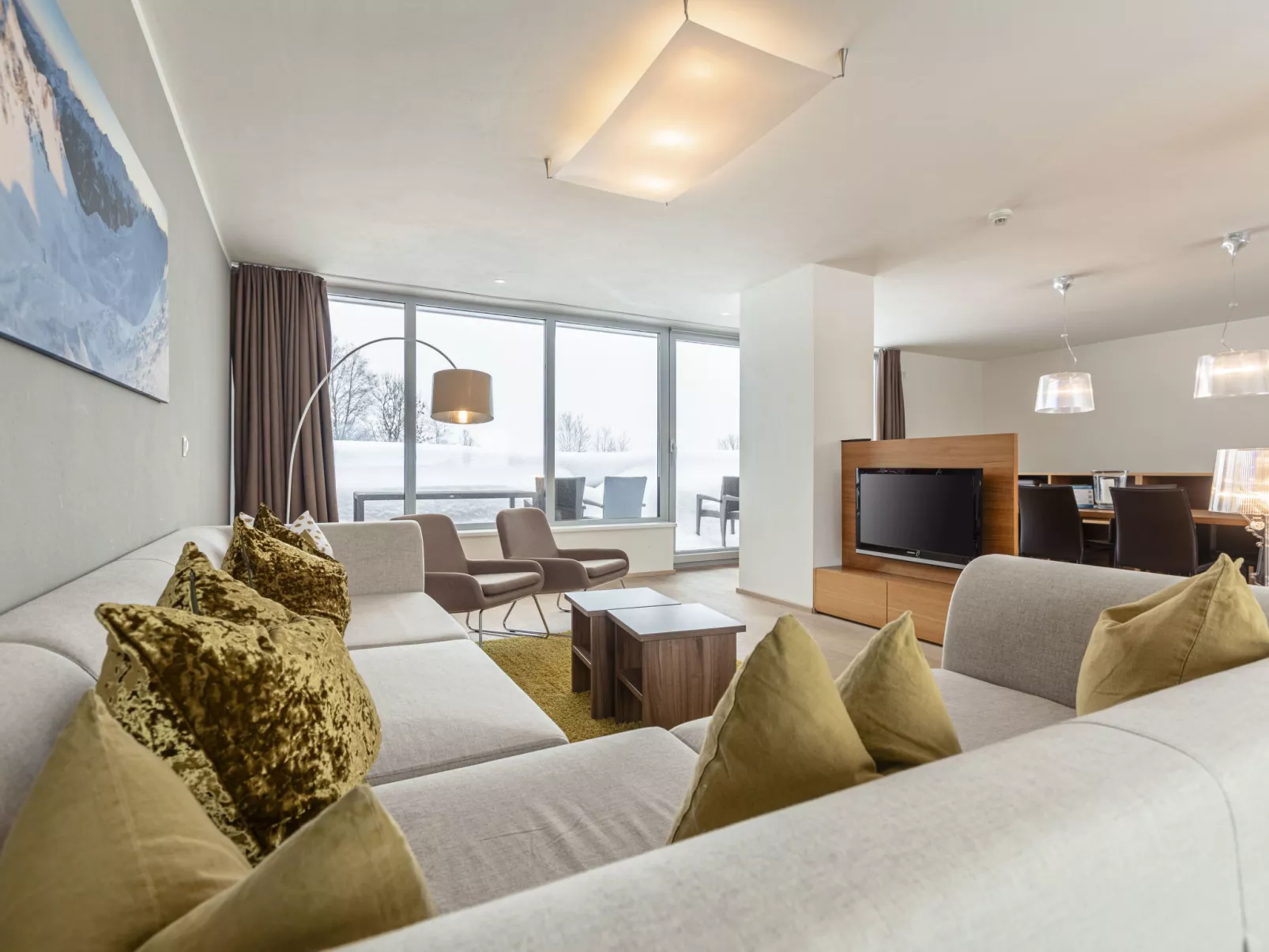 Penthouse mit 3 Schlafzimmern & Pool-Inside
