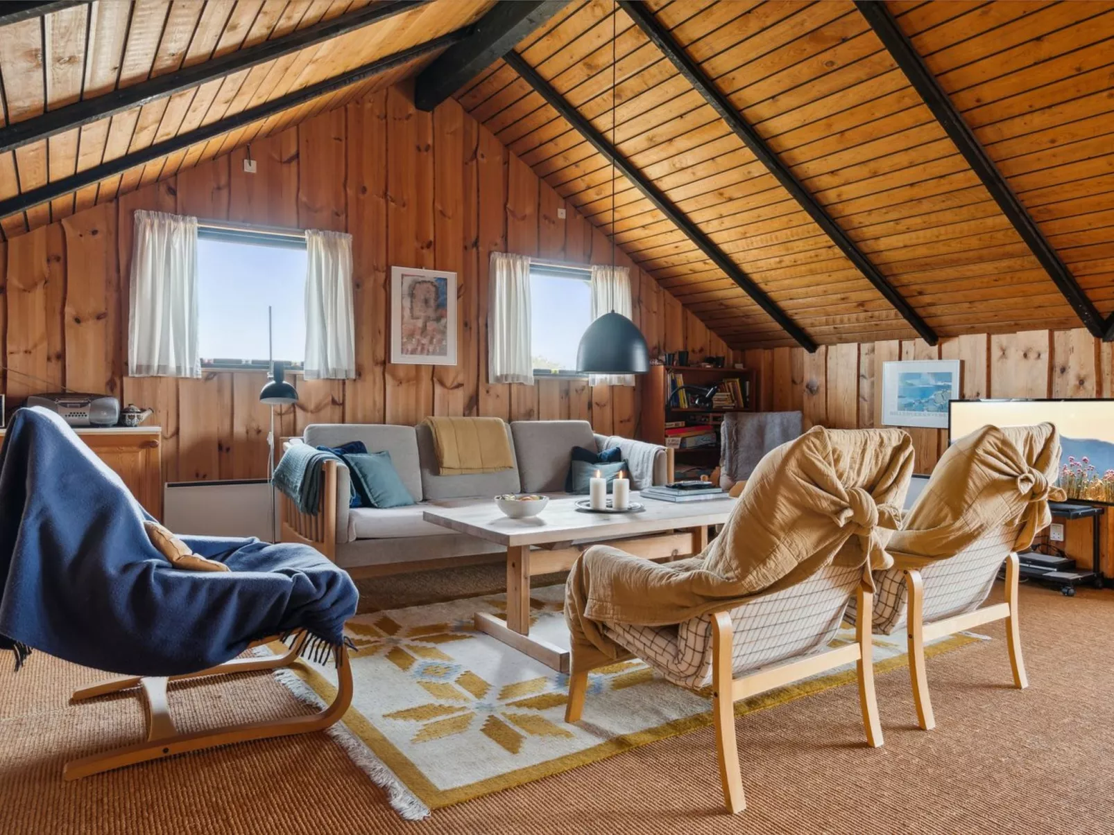 "Henri" - 500m from the sea