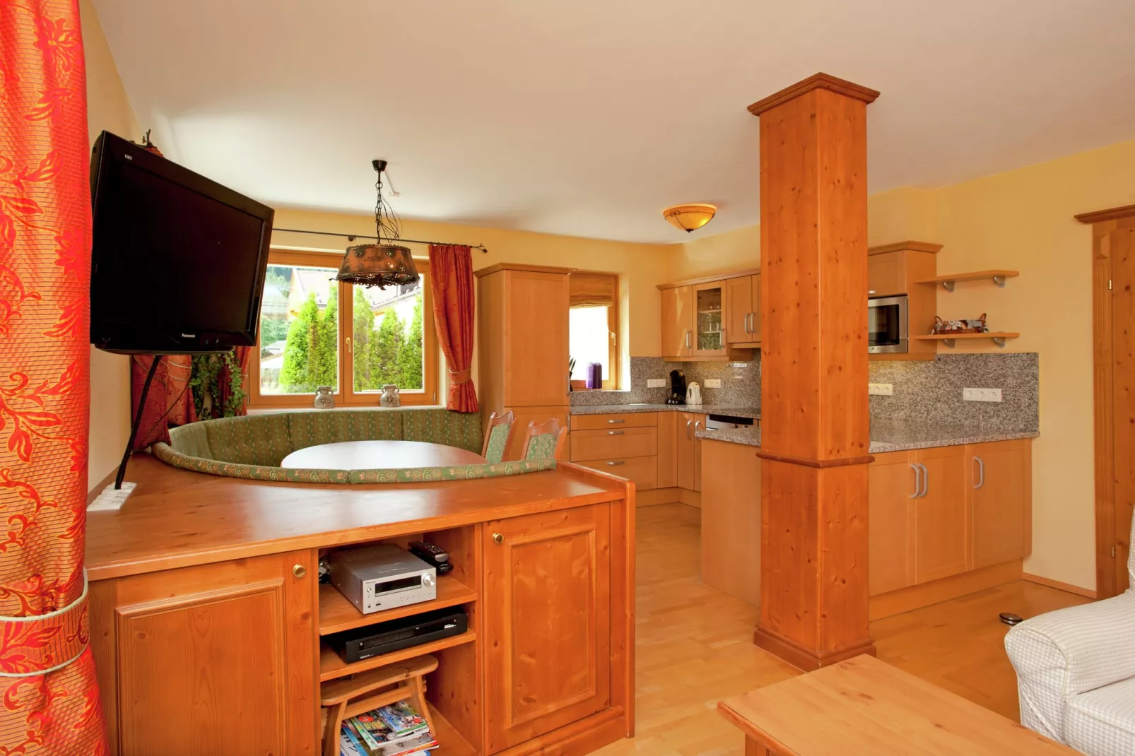 Chalet Apartment Staffkogel - Mittenwald-Dining room