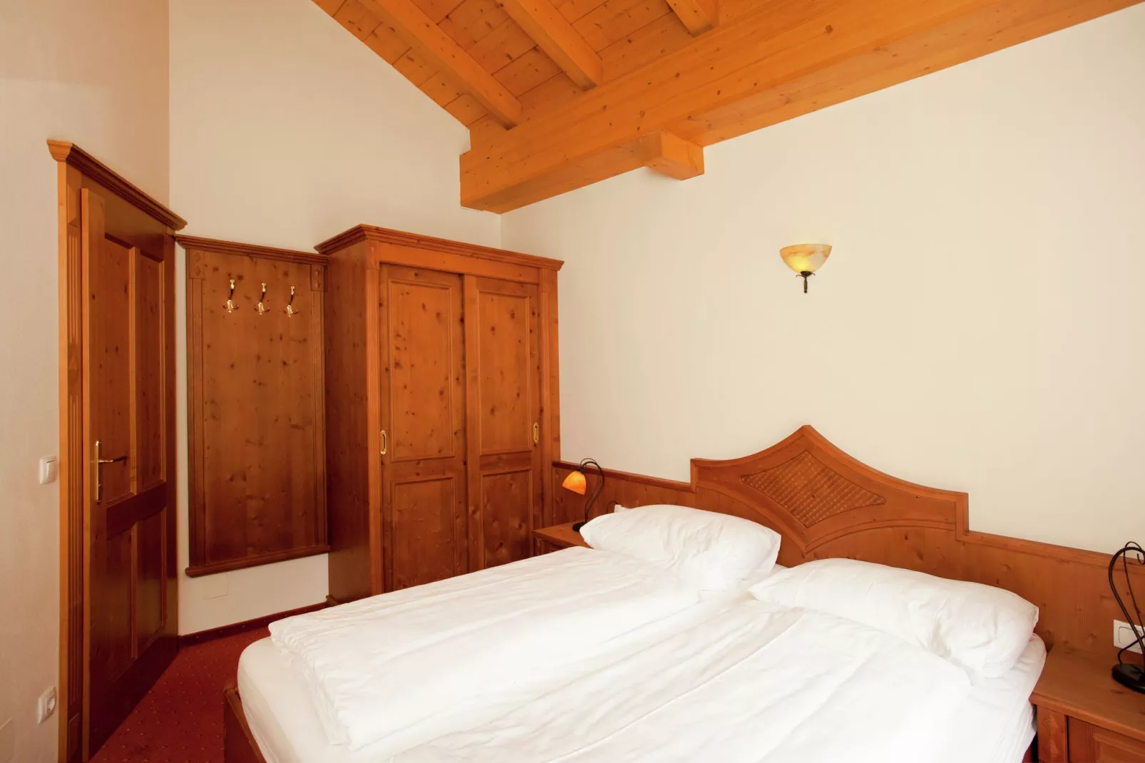 Chalet Apartment Staffkogel - Mittenwald-Bedroom