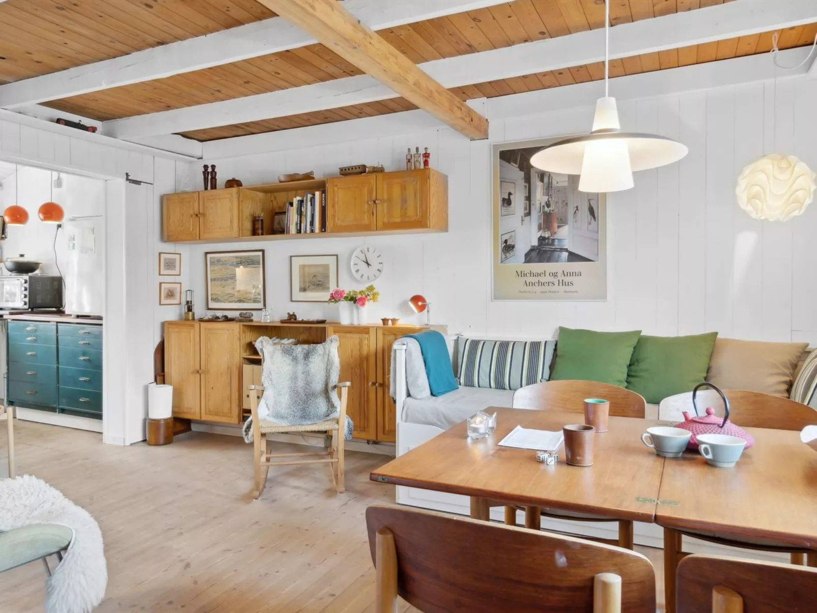 "Wenche" - 1.5km from the sea-Inside