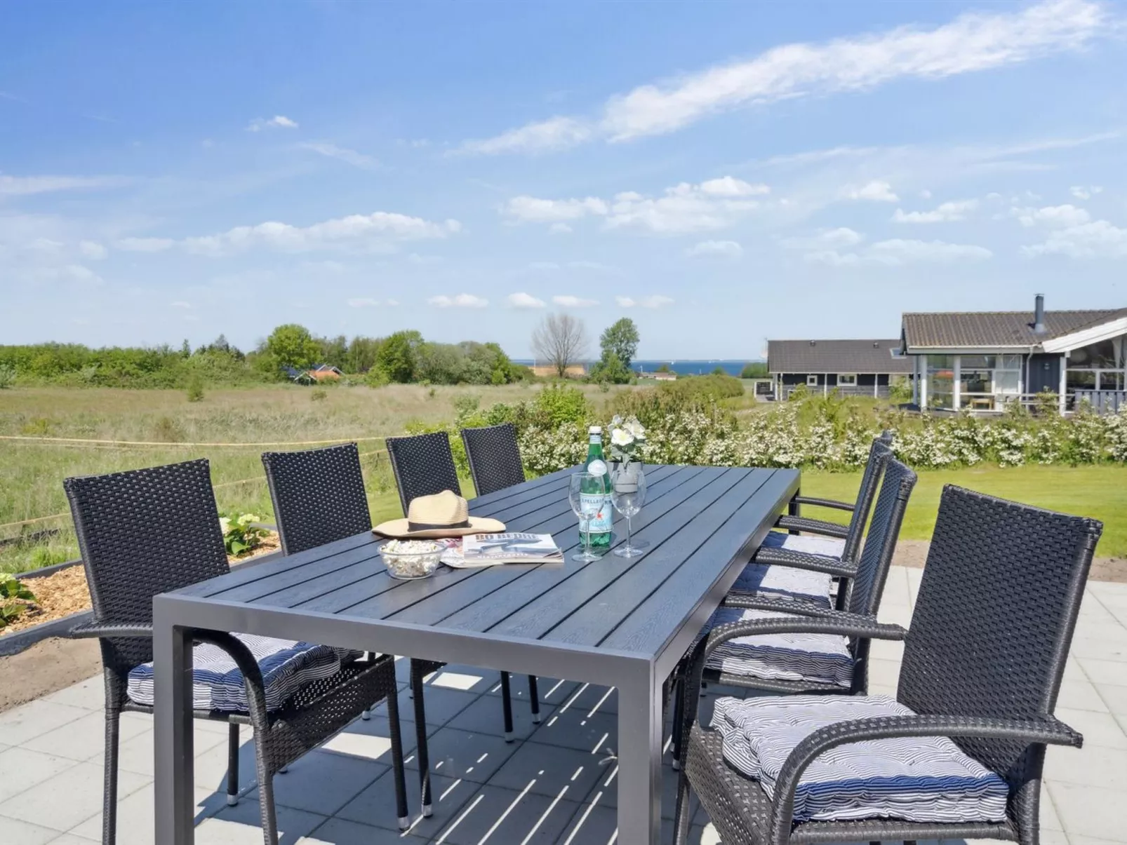 "Ika" - 450m from the sea-Outside
