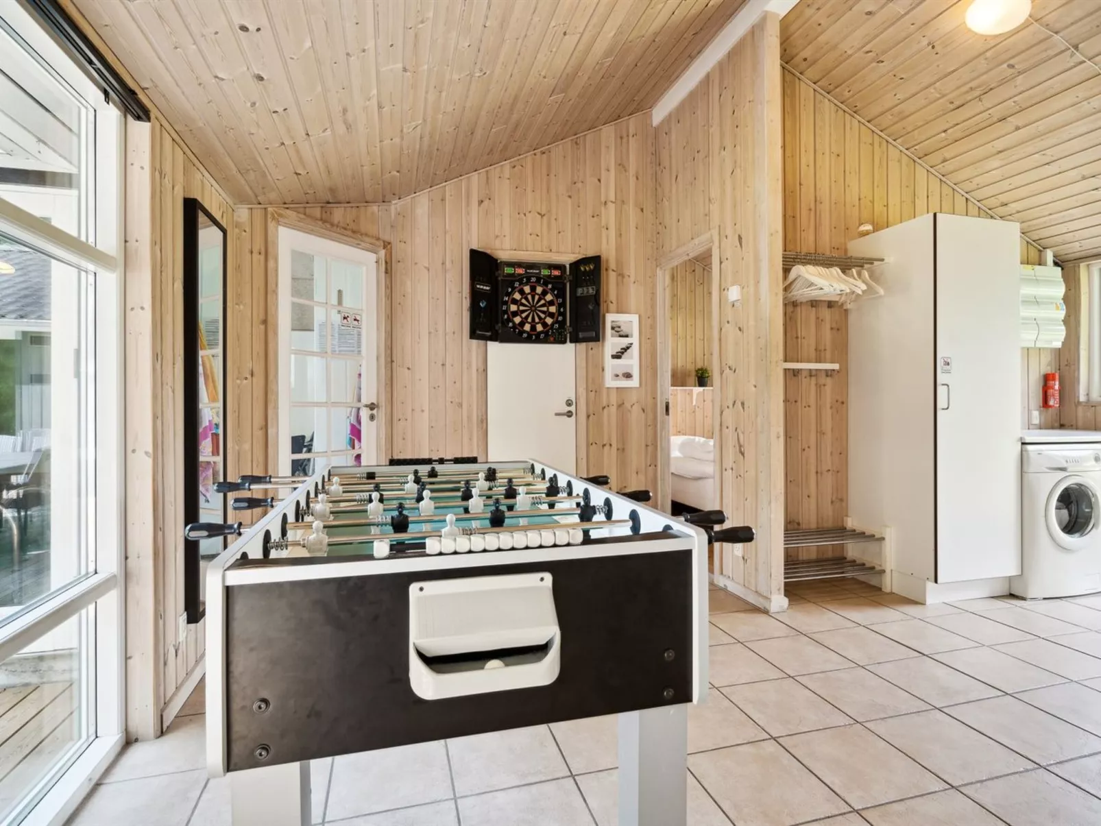 "Edin" - 150m from the sea-Drinnen