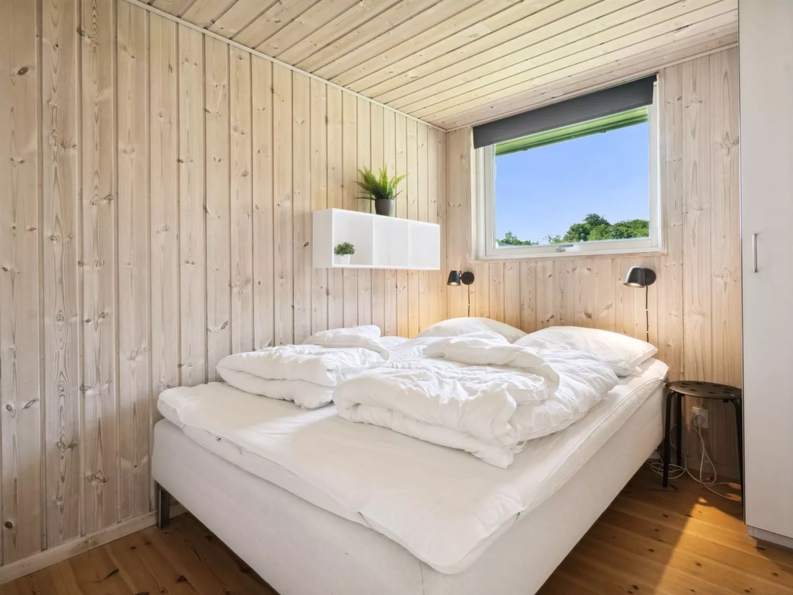 "Edin" - 150m from the sea-Drinnen