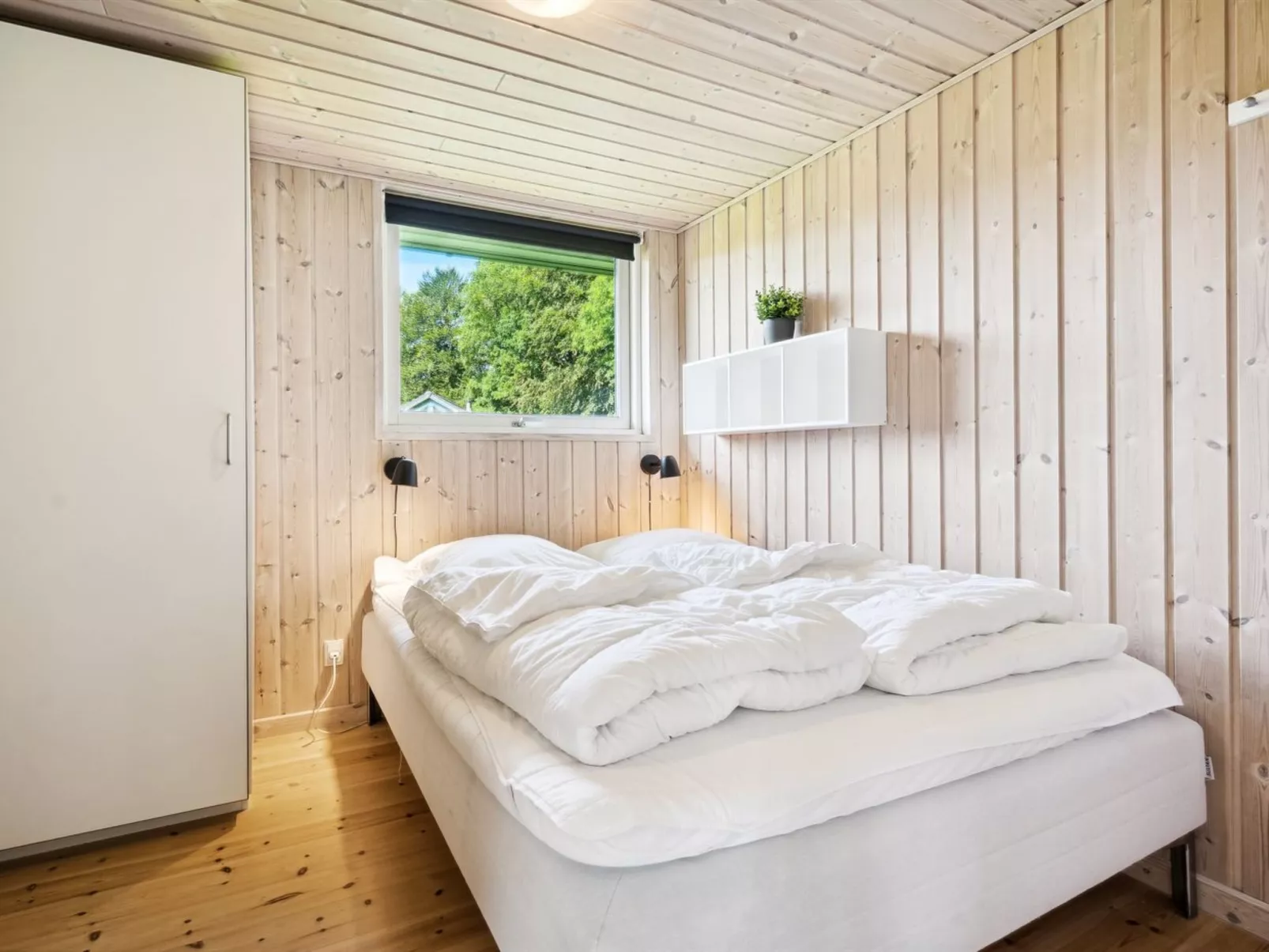 "Edin" - 150m from the sea-Drinnen