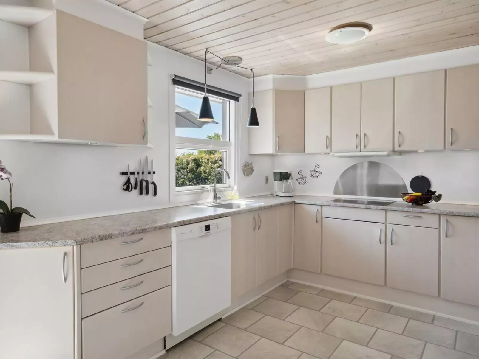 "Anella" - 200m from the sea-Inside